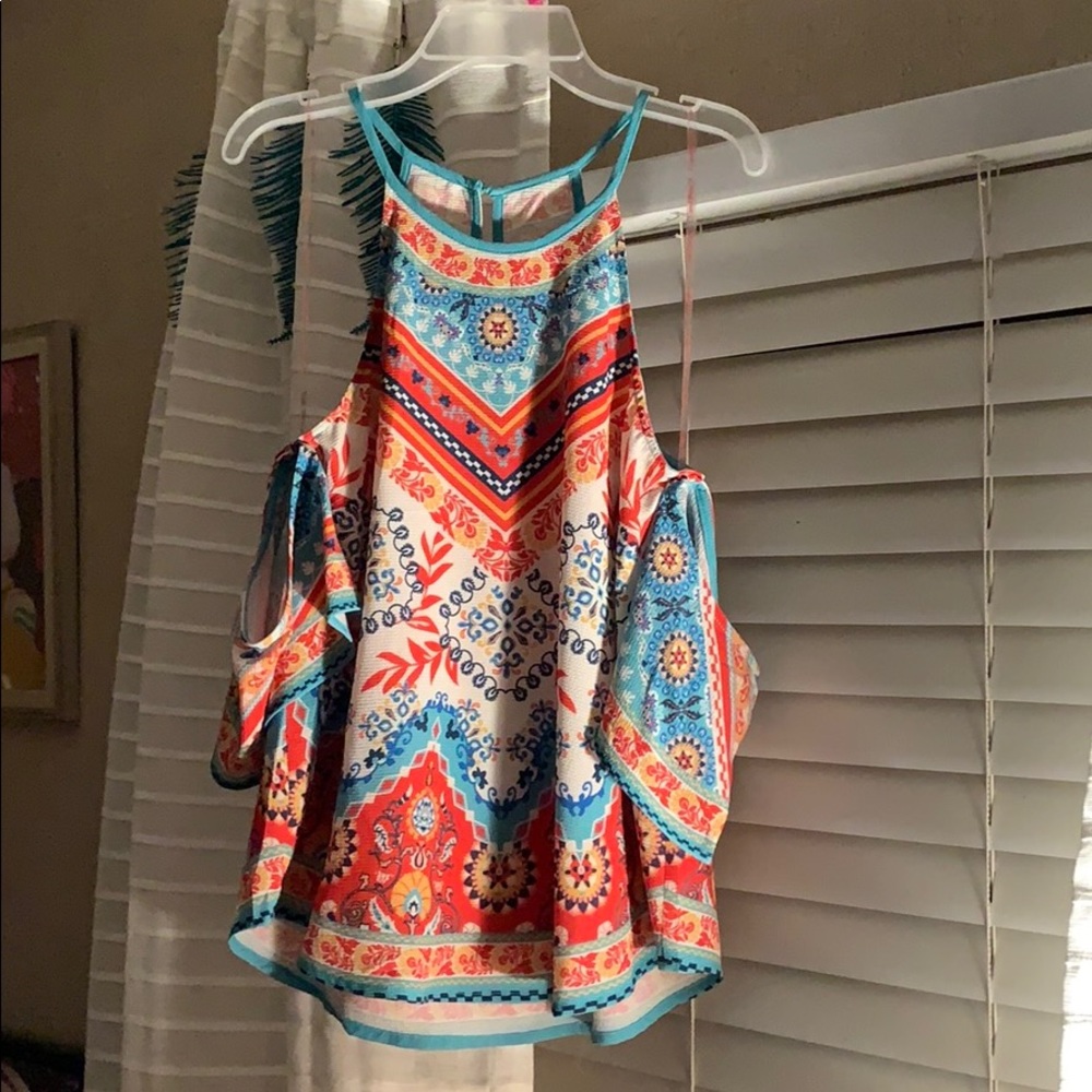 Western type open shoulder top